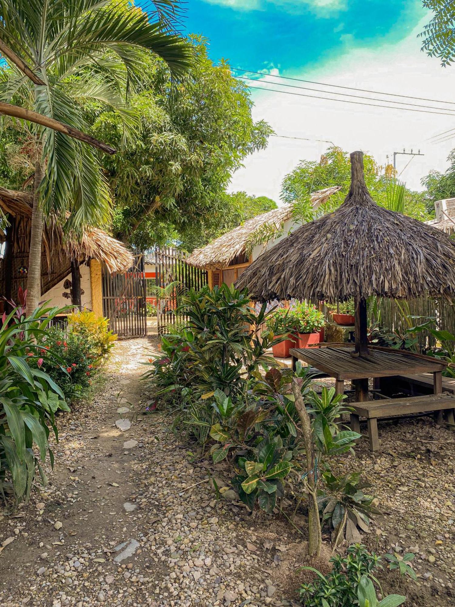 Hostal Zinpar ปาโลมิโน ภายนอก รูปภาพ